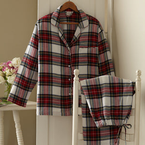 https://www.janeleslieco.com/products/taylor-linens-aberdeen-pajamas-set