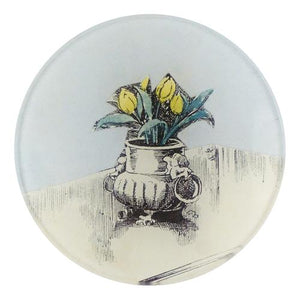 https://www.janeleslieco.com/products/john-derian-vase-on-table-4-round-plate