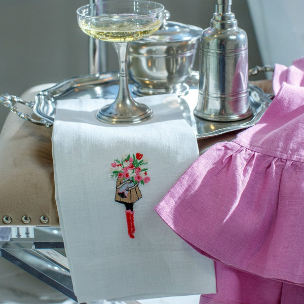 https://www.janeleslieco.com/products/arte-italica-crown-linen-designs-flower-girl-linen-towel