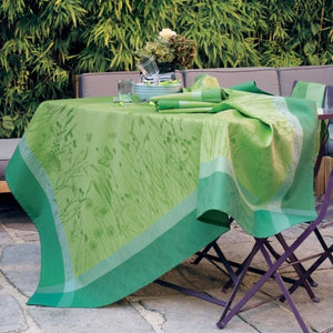 https://www.janeleslieco.com/products/garnier-theibaut-champ-de-ble-verdure-tablecloth 